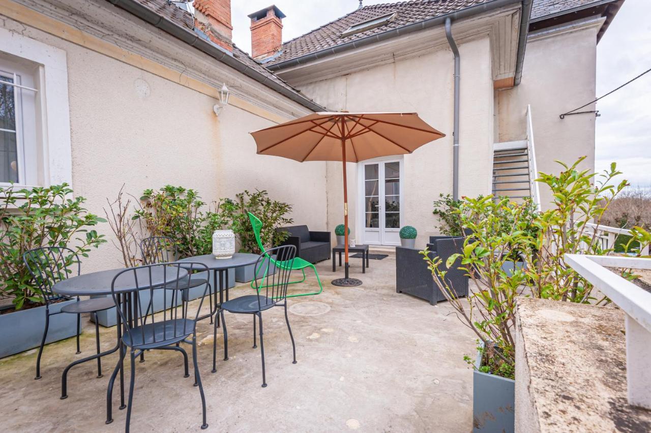 Chateau Des Ayes - Chambres & Suites Saint-Étienne-de-Saint-Geoirs Dış mekan fotoğraf